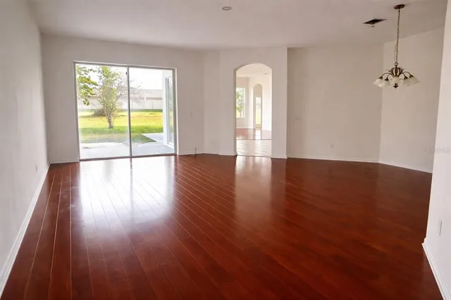 $3,200 | 927 Shadowmoss Drive, Winter Garden, FL 34787