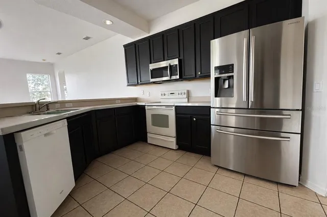 $3,200 | 927 Shadowmoss Drive, Winter Garden, FL 34787