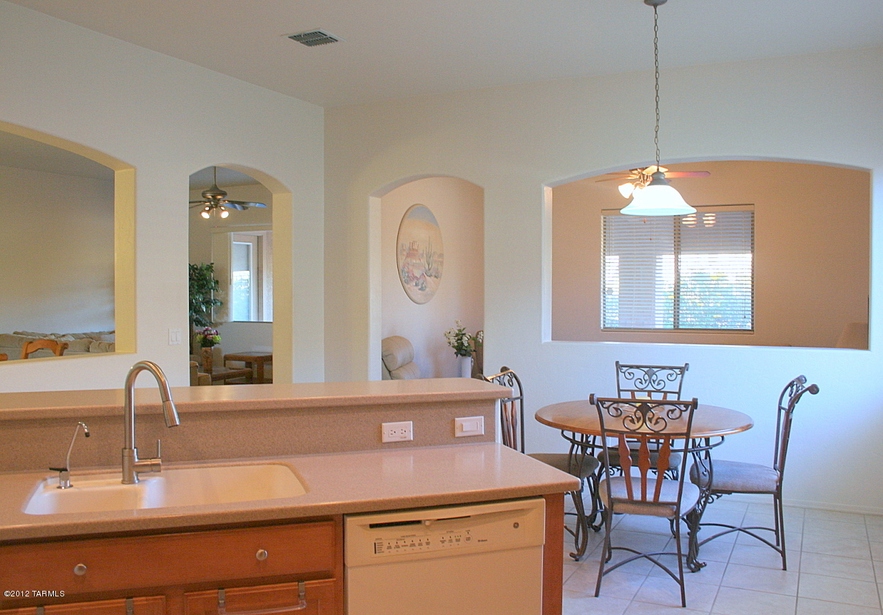 7859 North Rondure Loop Tucson, AZ 85743 - Photo 8 of 18 Gallery Image 8