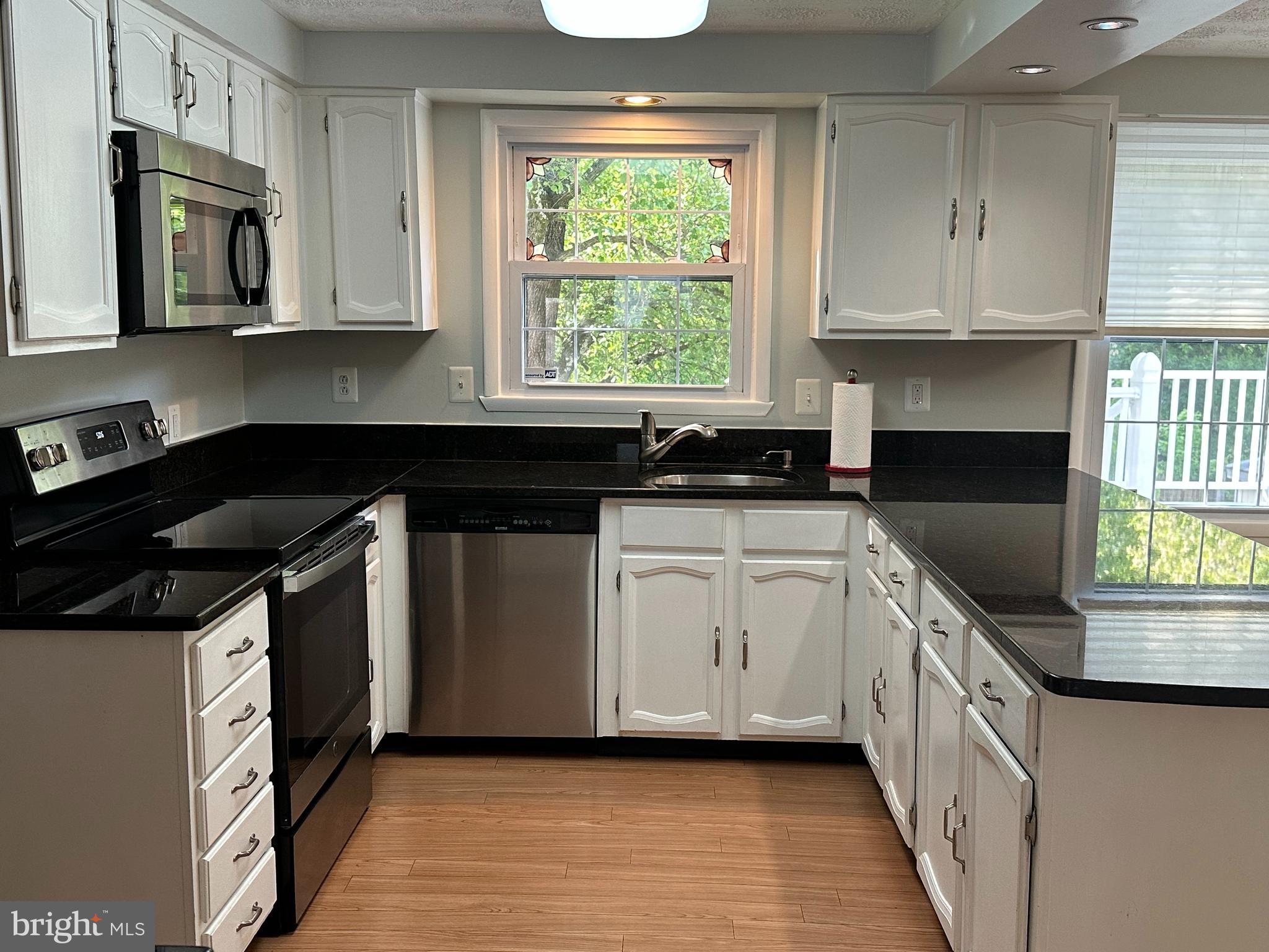 9114 Briarchip Street Laurel, MD 20708 - Photo 4 of 40