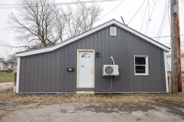 $64,900 | 620 South Gharkey Street, Muncie, IN 47305