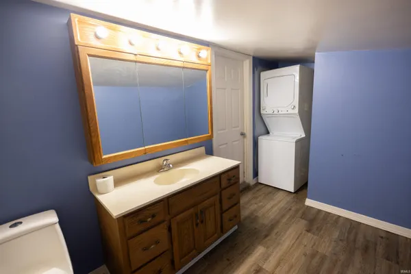 $69,900 | 620 South Gharkey Street, Muncie, IN 47305