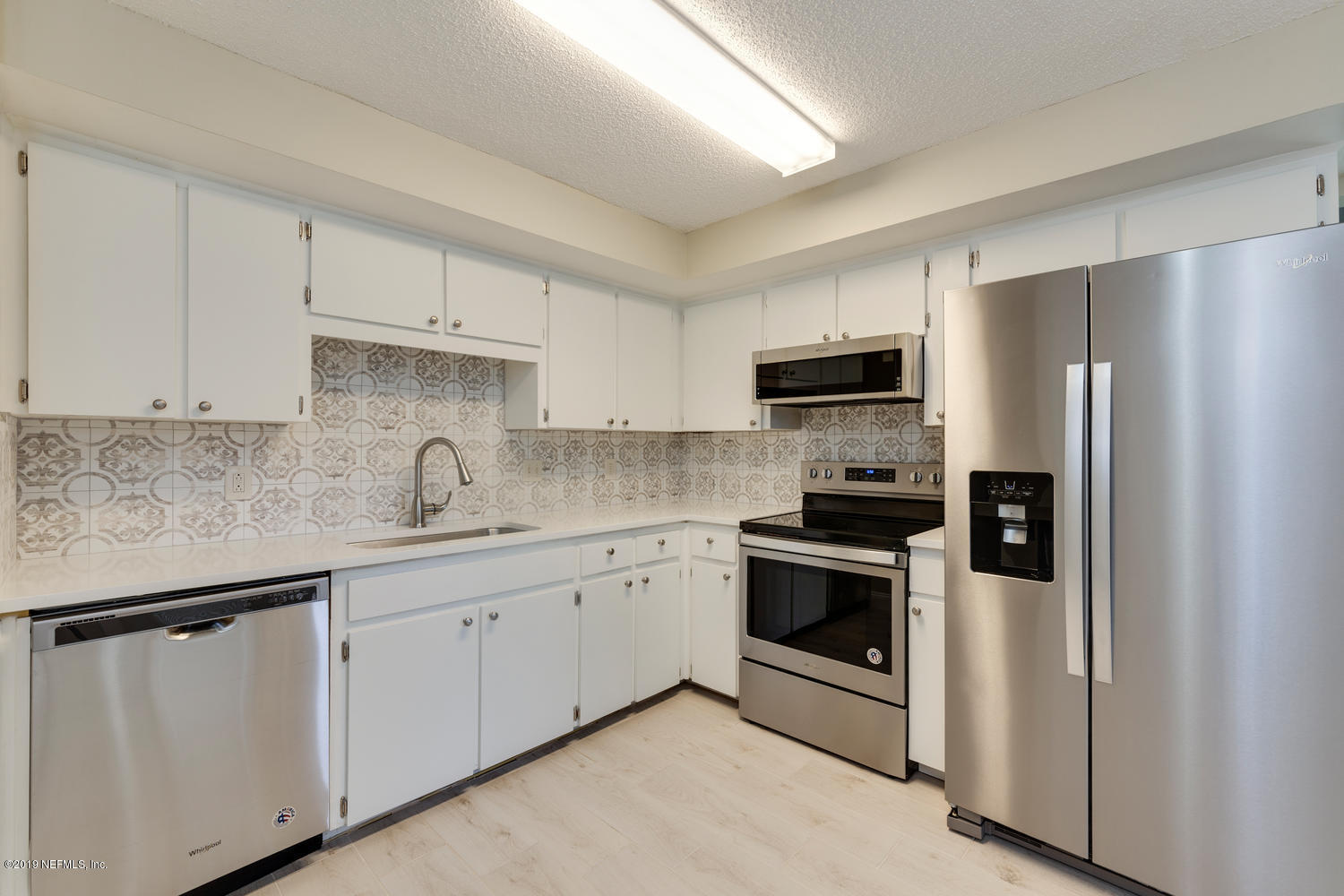 3353 Waverly Dock Road Jacksonville, FL 32223 - Photo 10 of 35 Kitchen2