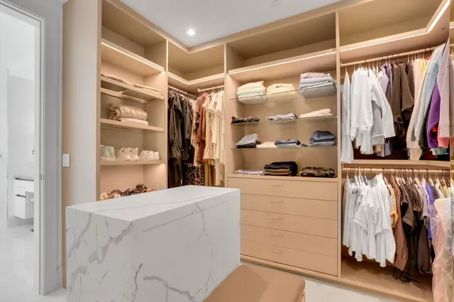 $6,950,000 | 1901 South Ocean Boulevard, Unit 9, Delray Beach, FL 33483