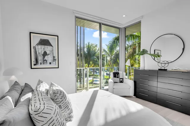 $6,950,000 | 1901 South Ocean Boulevard, Unit 9, Delray Beach, FL 33483