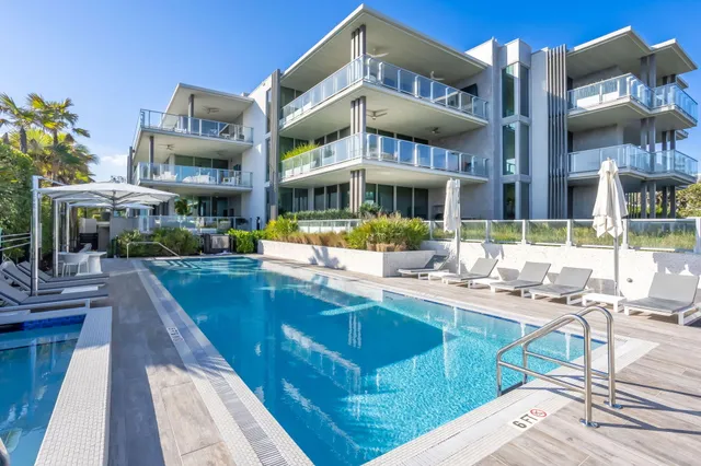 $6,950,000 | 1901 South Ocean Boulevard, Unit 9, Delray Beach, FL 33483