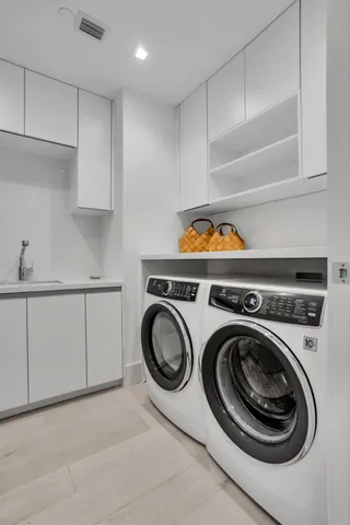 $6,950,000 | 1901 South Ocean Boulevard, Unit 9, Delray Beach, FL 33483