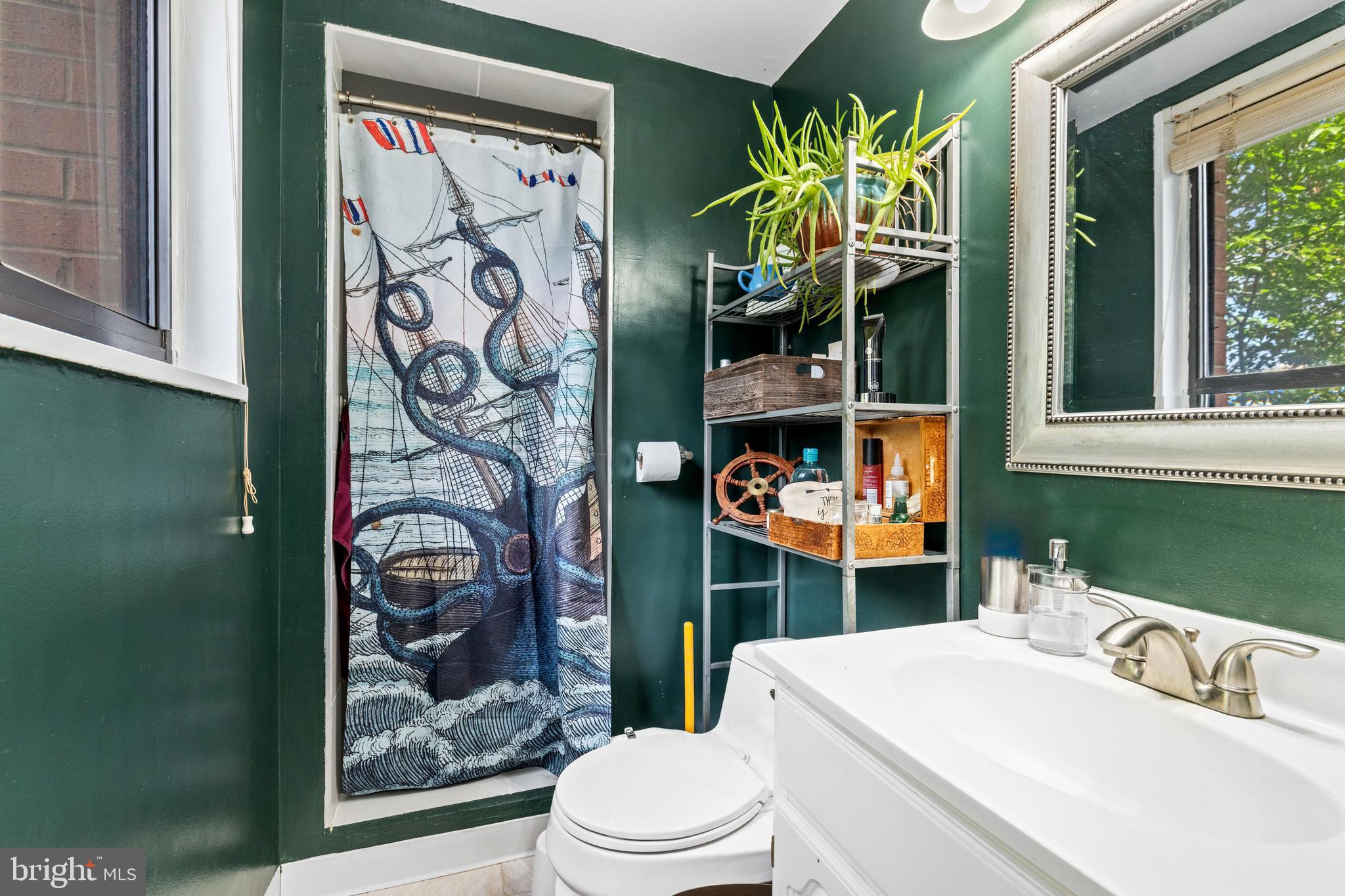 7611 Maple Avenue, Unit 606 Takoma Park, MD 20912 - Photo 23 of 30