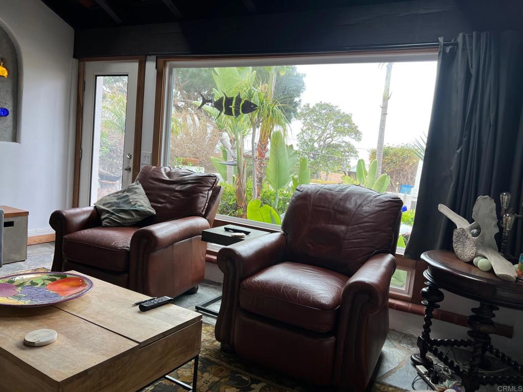 122 South Rios Avenue, Unit 5 Solana Beach, CA 92075 - Photo 6 of 21