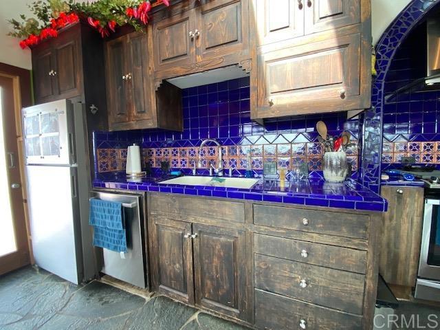 122 South Rios Avenue, Unit 5 Solana Beach, CA 92075 - Photo 8 of 21