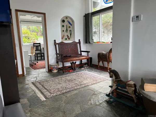 $6,200 | 122 South Rios Avenue, Unit 5, Solana Beach, CA 92075