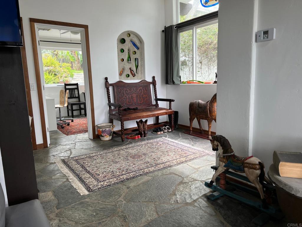 122 South Rios Avenue, Unit 5 Solana Beach, CA 92075 - Photo 10 of 21