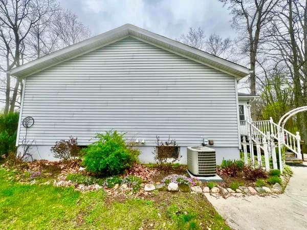 $449,900 | 8056 Sawdey Road, Jerome, MI 49249