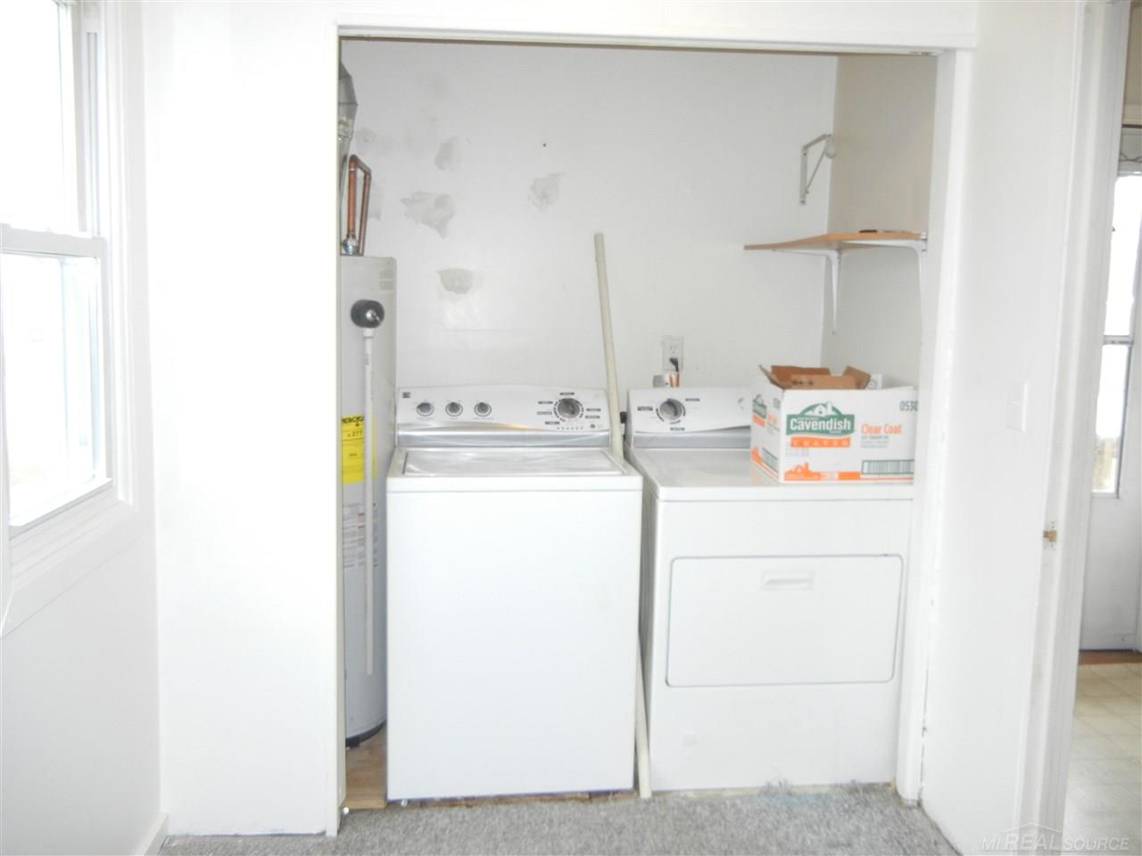 2087 East Judd Road Burton, MI 48529 - Photo 7 of 9