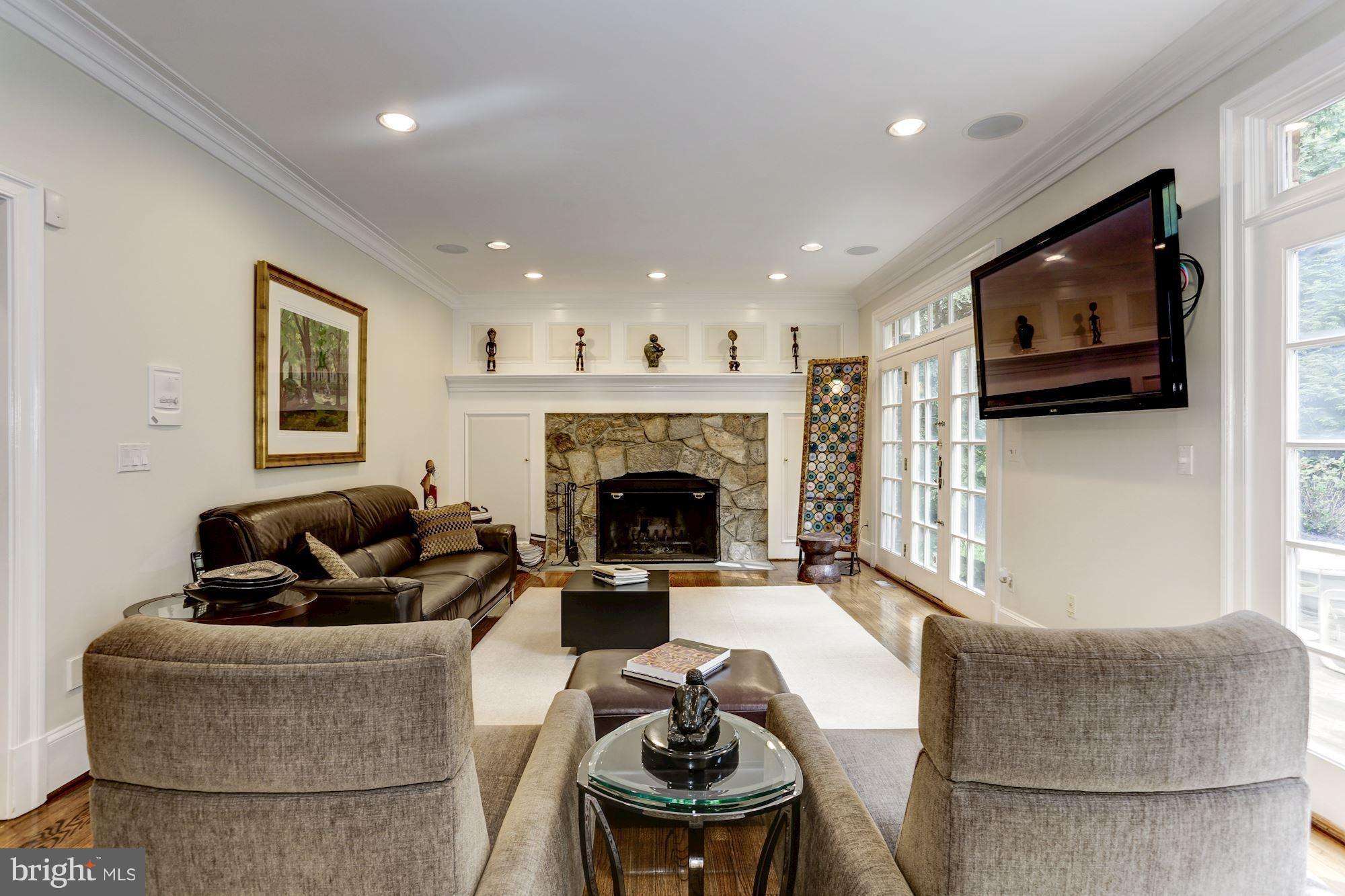 3121 Arizona Avenue Northwest Washington, DC 20016 - Photo 13 of 36