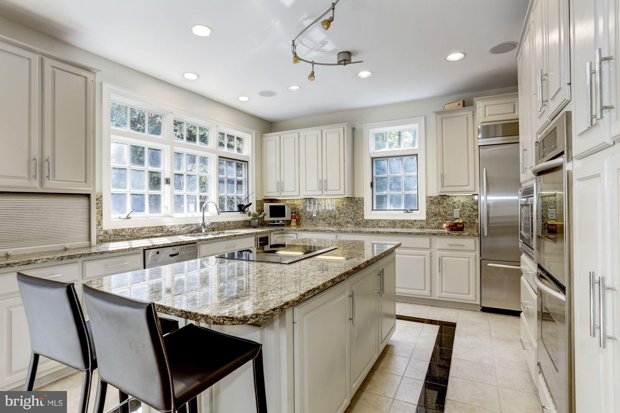 3121 Arizona Avenue Northwest Washington, DC 20016 - Photo 15 of 36