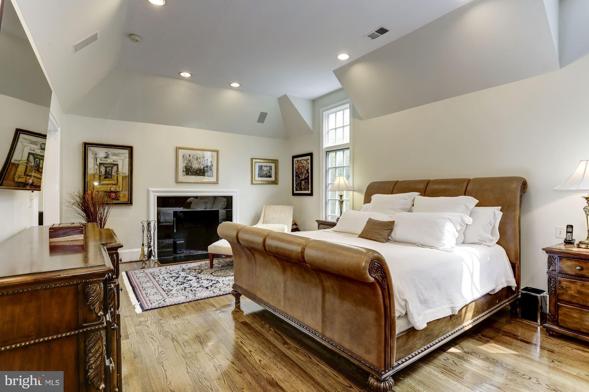 3121 Arizona Avenue Northwest Washington, DC 20016 - Photo 22 of 36