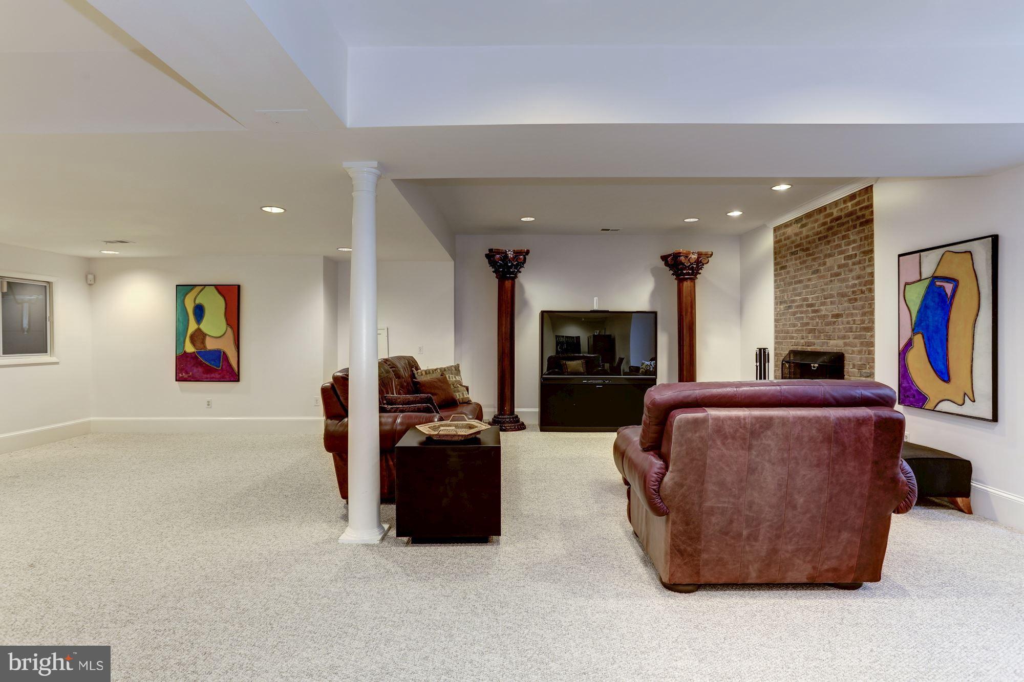 3121 Arizona Avenue Northwest Washington, DC 20016 - Photo 32 of 36