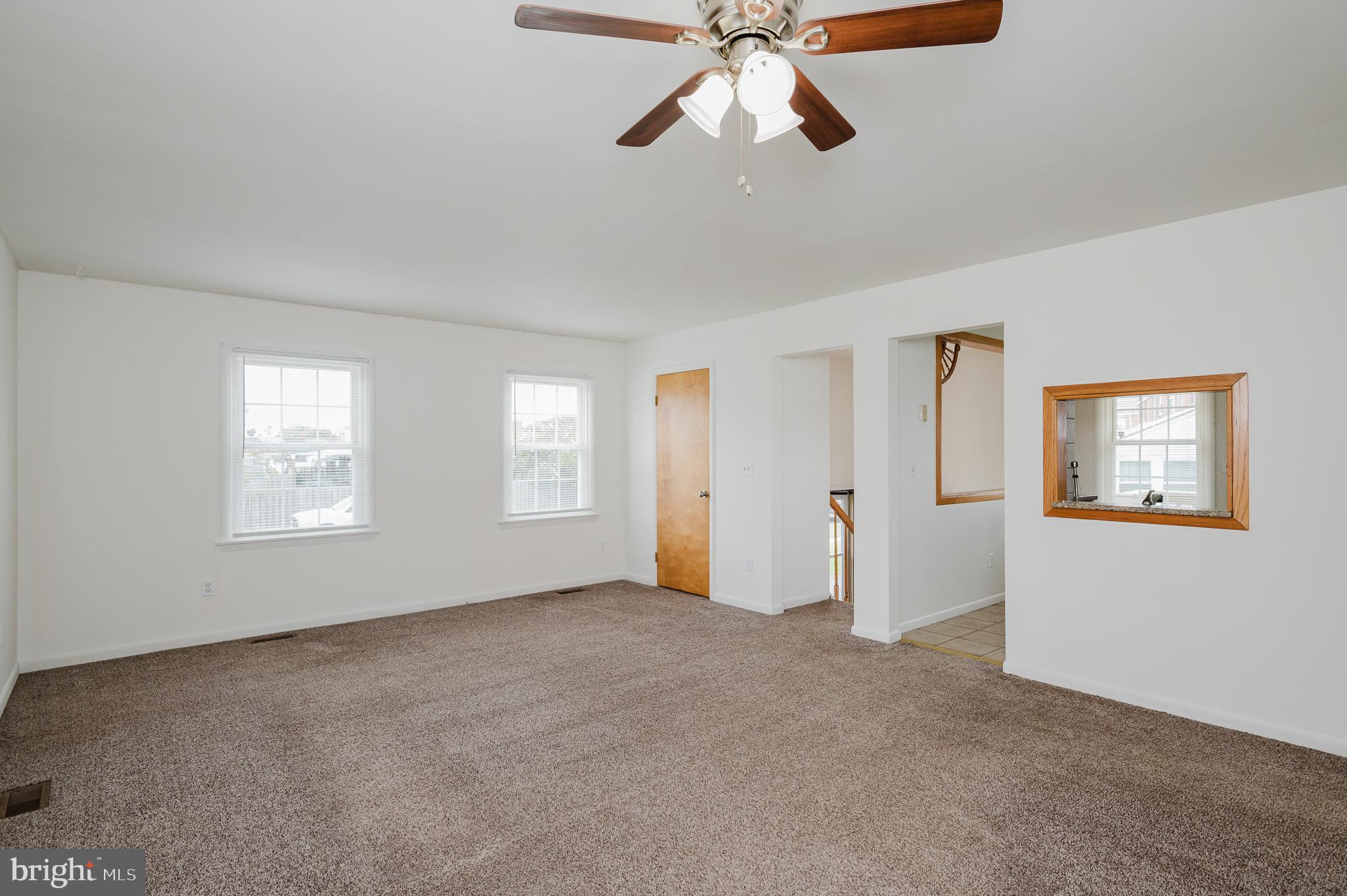 8007 Wallace Road Dundalk, MD 21222 - Photo 8 of 32