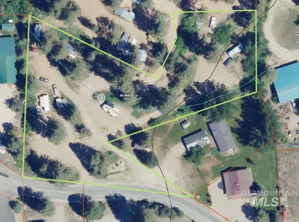 $675,000 | 422 South Middlefork Road, Crouch, ID 83622