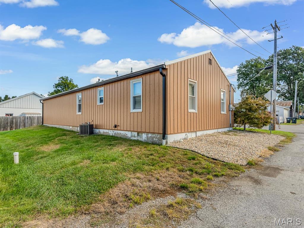 403 South Moore Street Waterloo, IL 62298 - Photo 18 of 18 Gallery Image 18