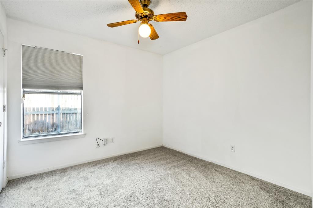 5717 Myers Road Arlington, TX 76017 - Photo 16 of 29