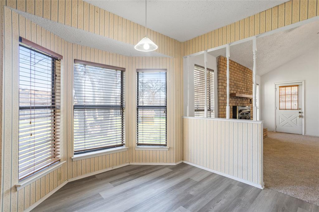 5717 Myers Road Arlington, TX 76017 - Photo 7 of 29