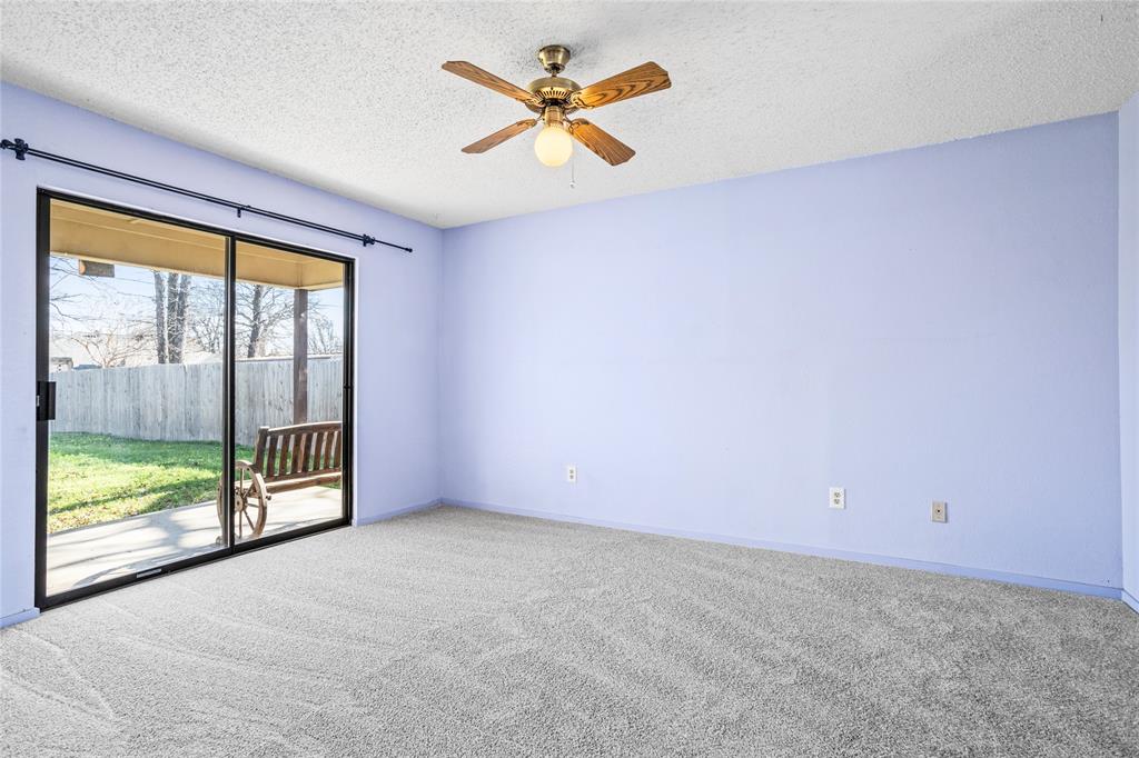 5717 Myers Road Arlington, TX 76017 - Photo 8 of 29