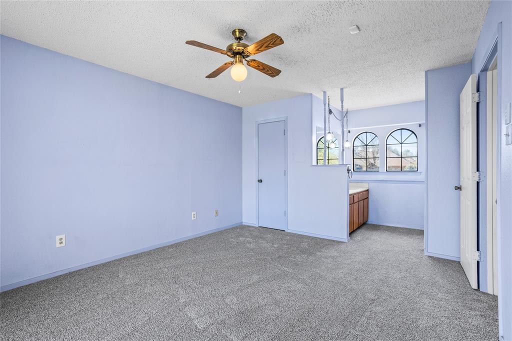 5717 Myers Road Arlington, TX 76017 - Photo 9 of 29