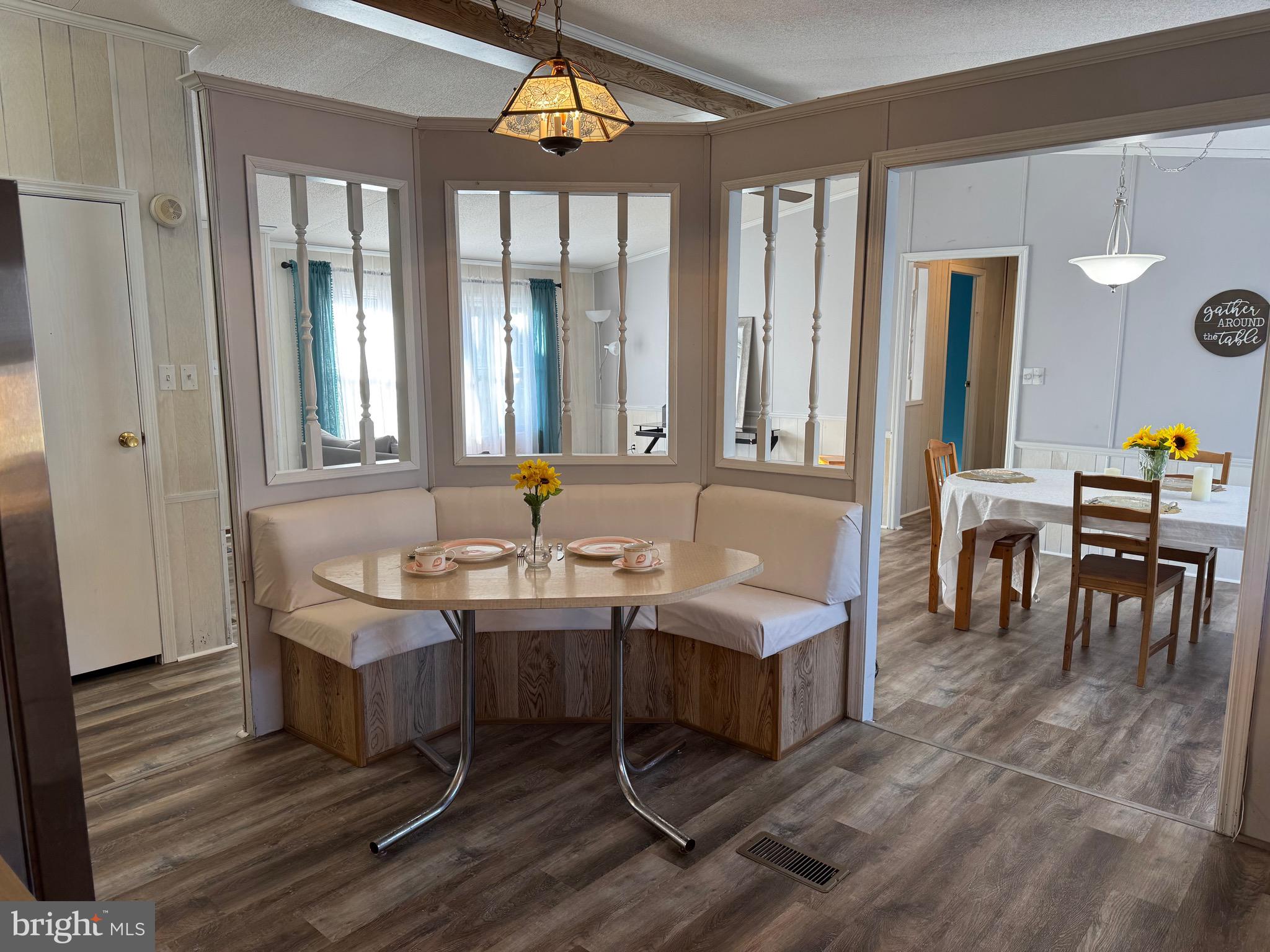 100 Roundup Road Baltimore, MD 21220 - Photo 4 of 29 Kitchen Table