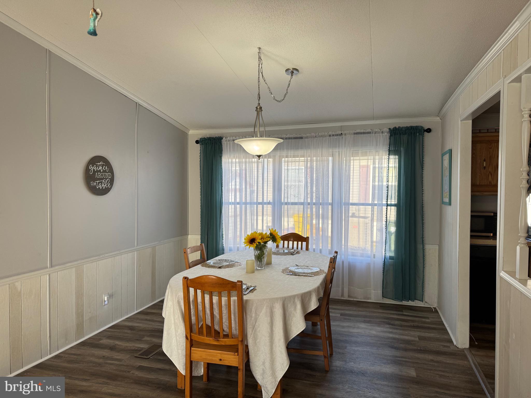 100 Roundup Road Baltimore, MD 21220 - Photo 7 of 29 Dining