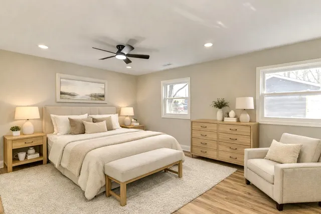 $2,800 | 737 Center Street, Crown Point, IN 46307