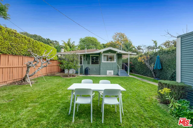 $1,449,000 | 1331 North Cherokee Avenue, Los Angeles, CA 90028