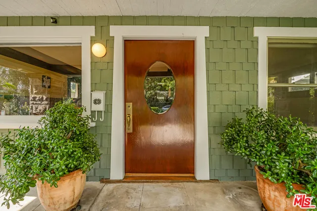 $1,449,000 | 1331 North Cherokee Avenue, Los Angeles, CA 90028