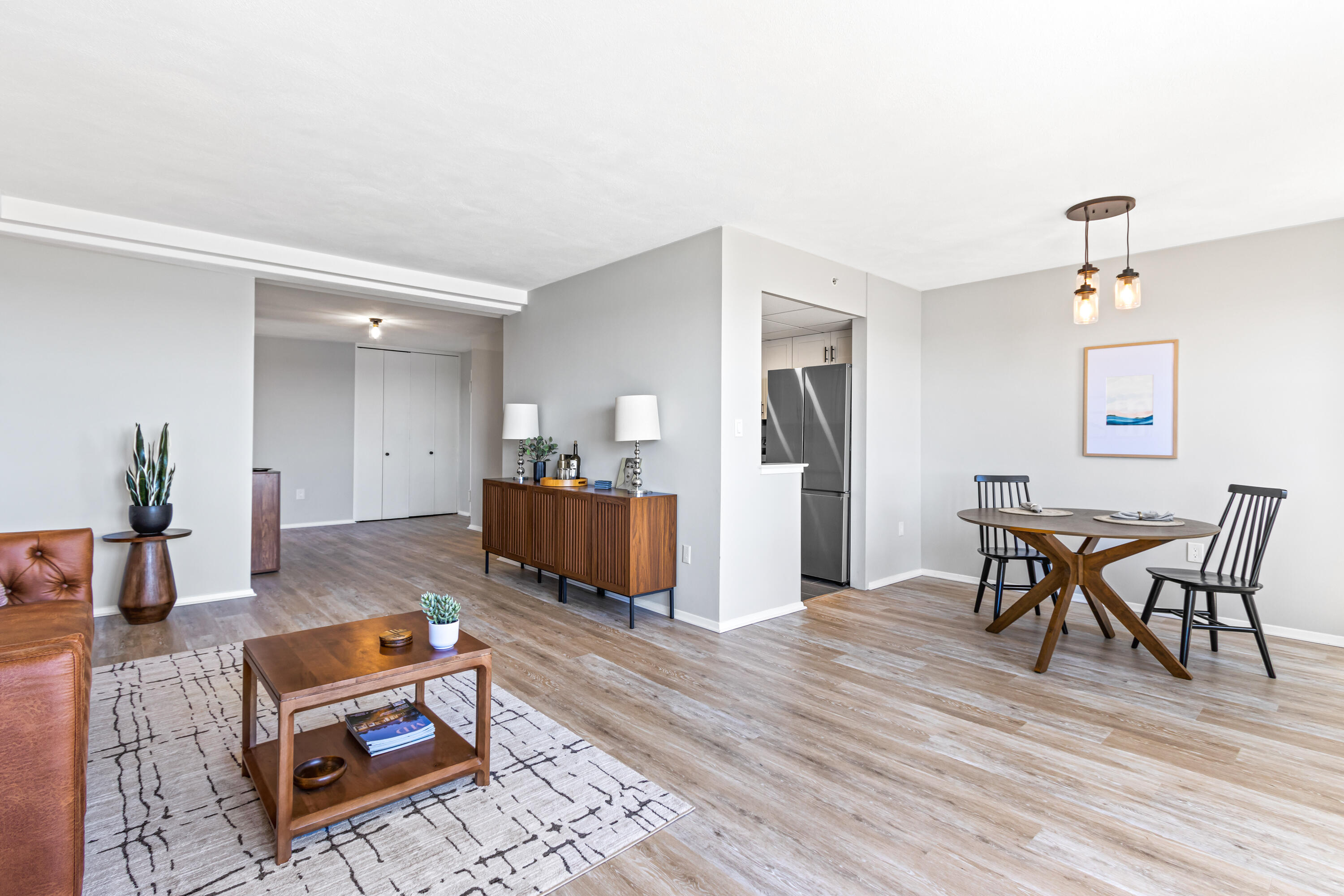 45 Eastern Promenade, Unit 1E Portland, ME 04101 - Photo 9 of 32 Living/Dining Area