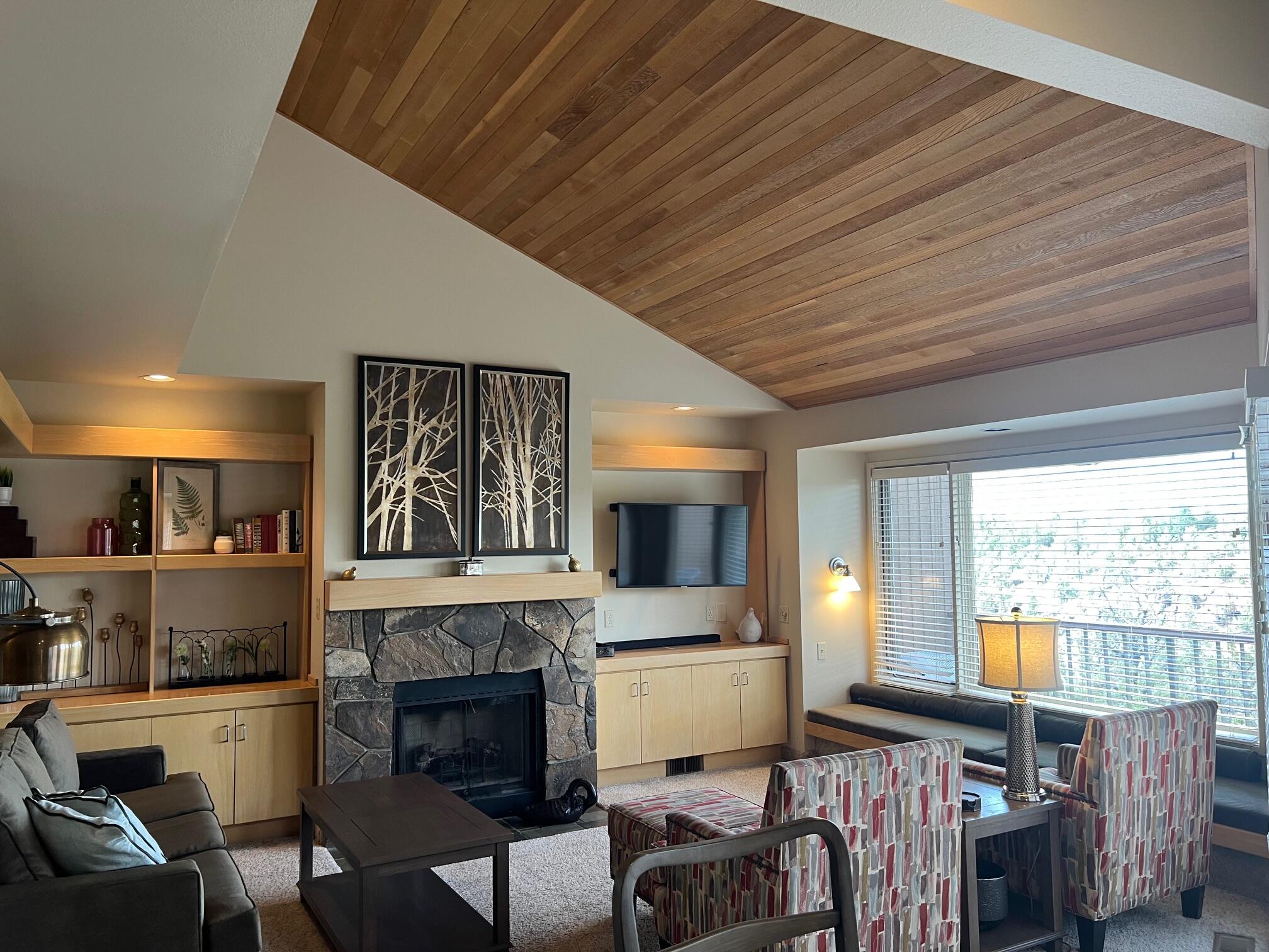 1850 Redtail Hawk Drive, Unit RV53I Redmond, OR 97756 - Photo 21 of 36 IMG_9291