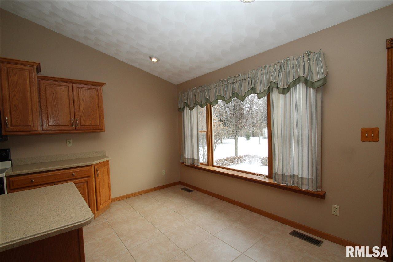 3816 South Wheatfield Way Mapleton, IL 61547 - Photo 12 of 36
