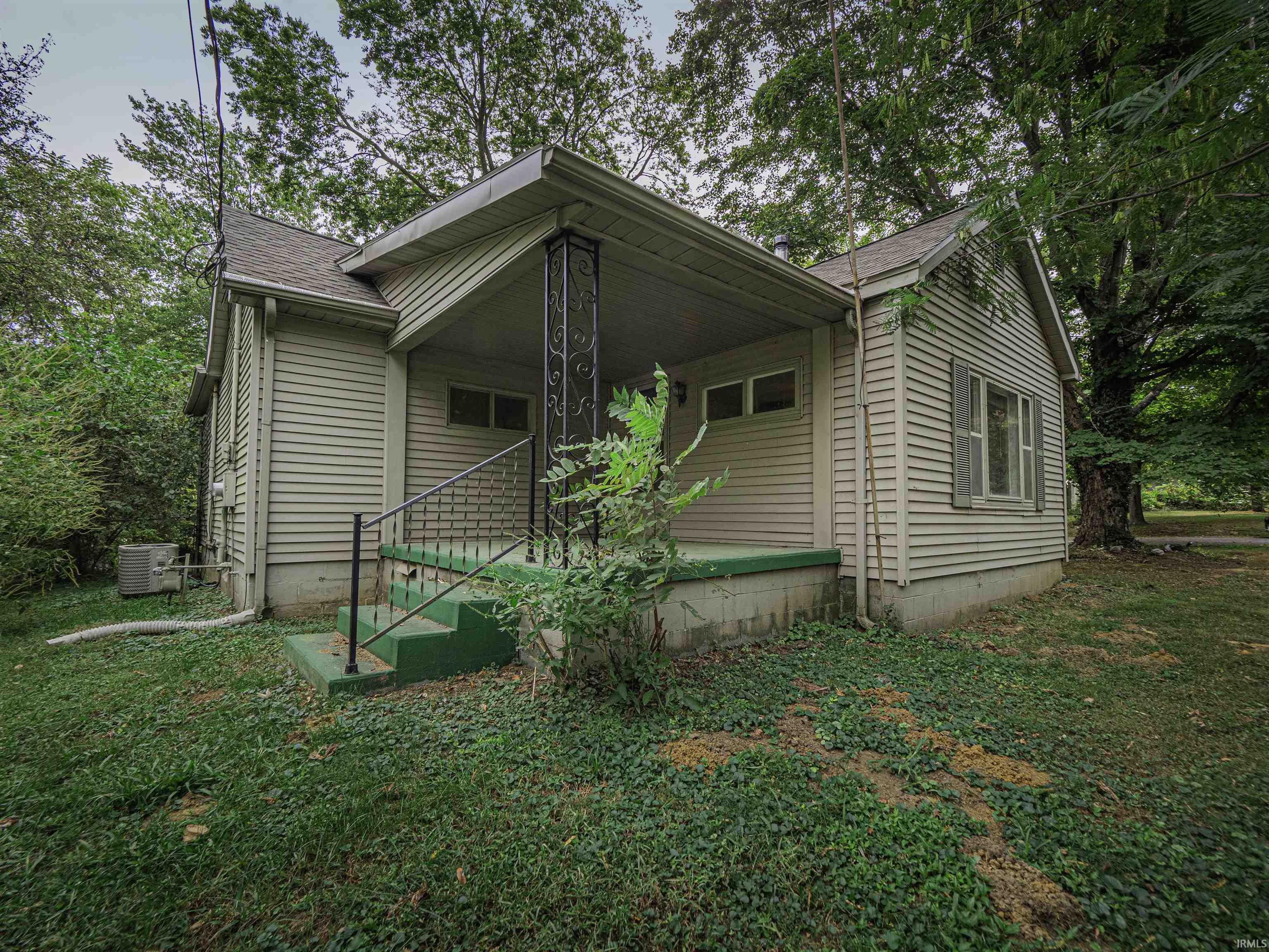 2829 Springfield Road Mount Vernon, IN 47620 - Photo 4 of 36