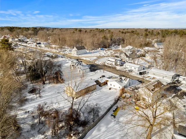 $399,900 | 102-104 South Main Street, Seabrook, NH 03874