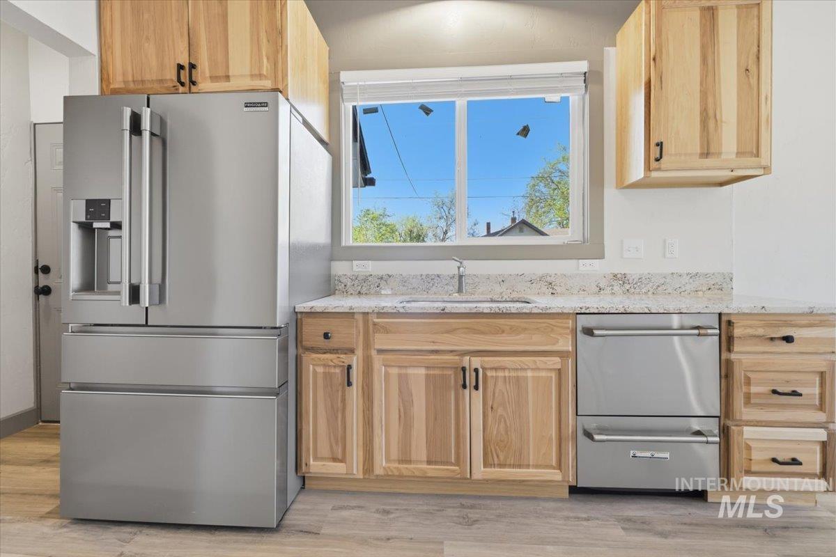 602 North 5th Street Parma, ID 83660 - Photo 7 of 24