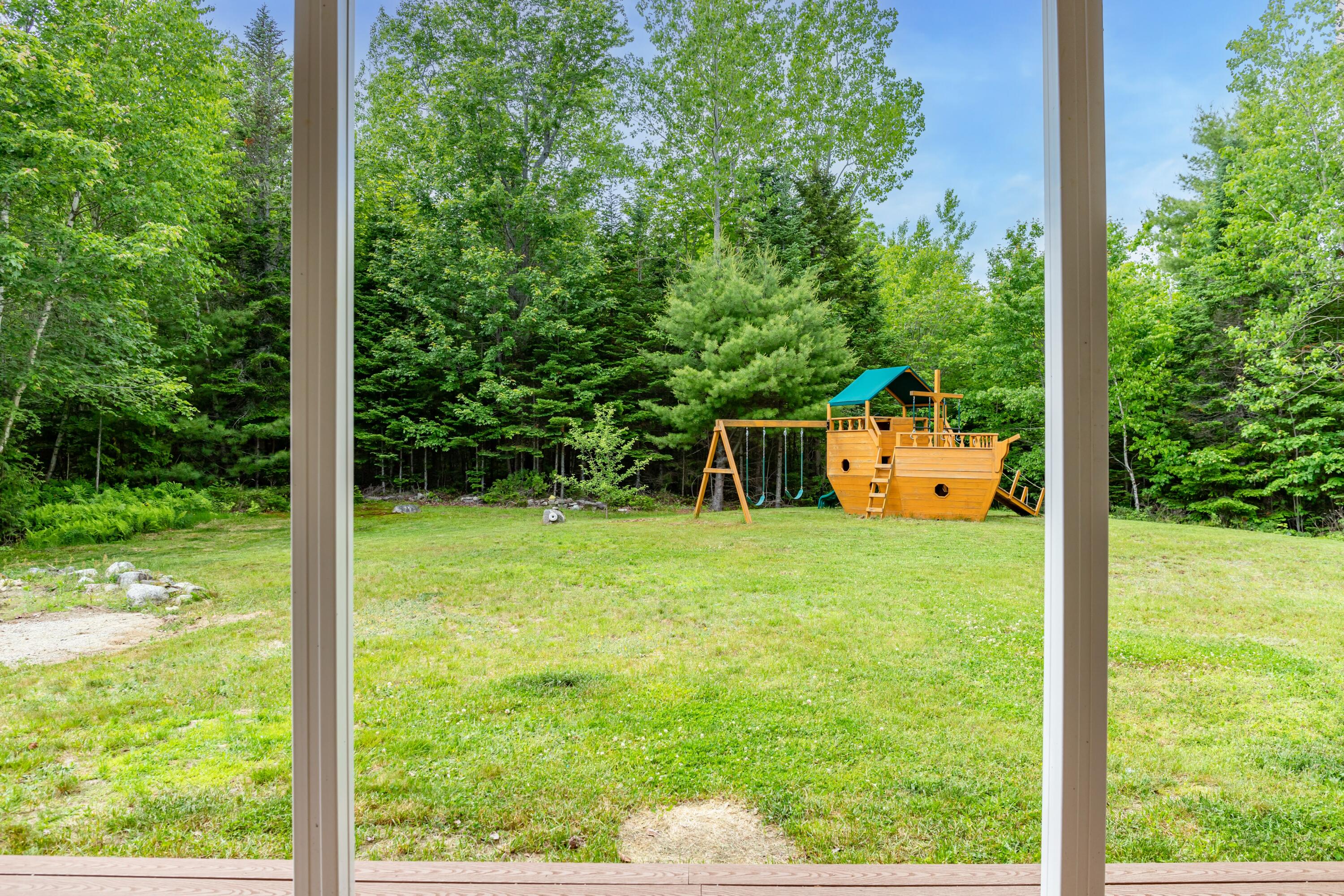 92 Nicolin Road Ellsworth, ME 04605 - Photo 10 of 53 92 Nicolin Road Exteriors-11