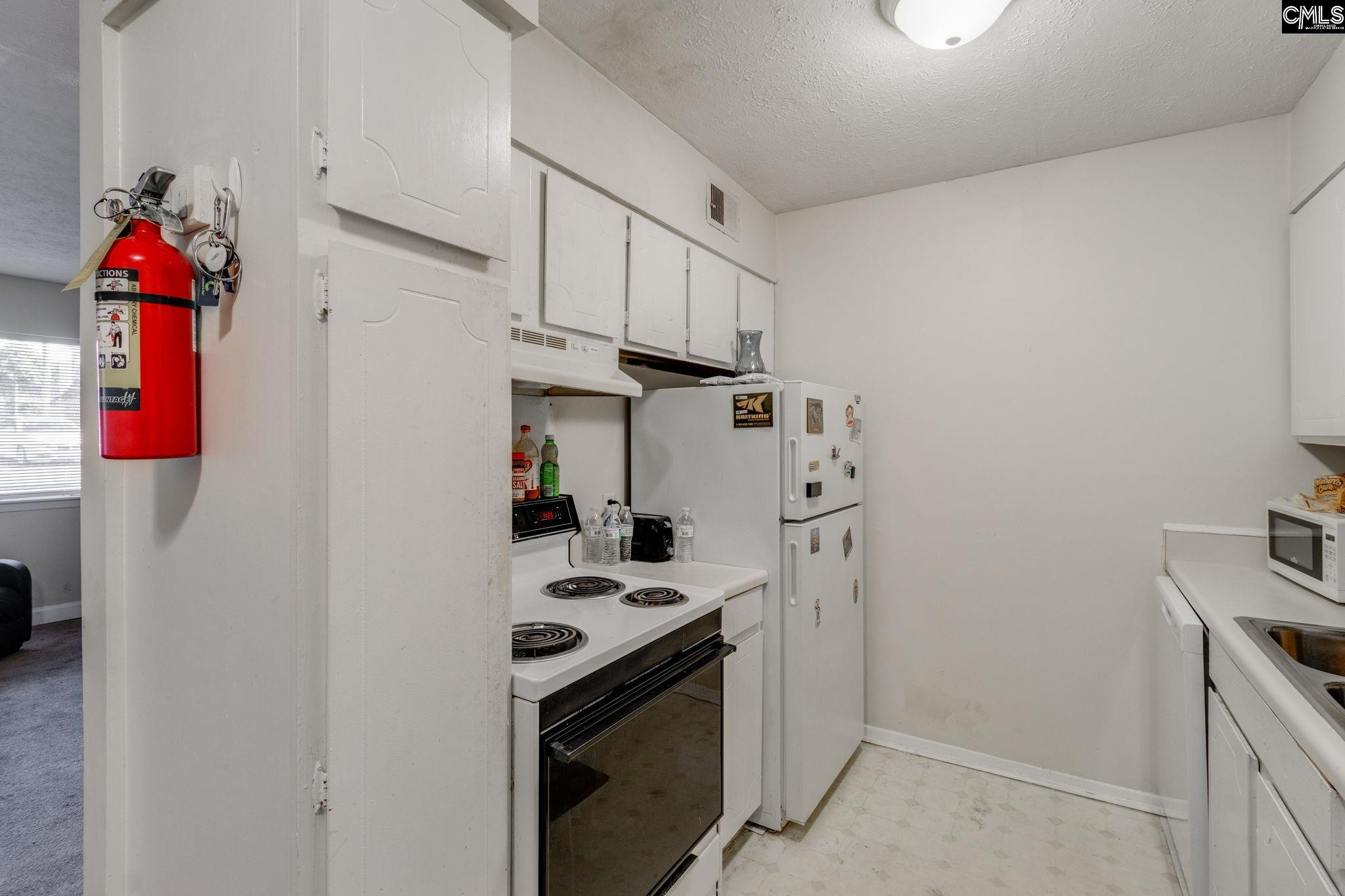 1313 Old Manor Road Columbia, SC 29210 - Photo 9 of 13