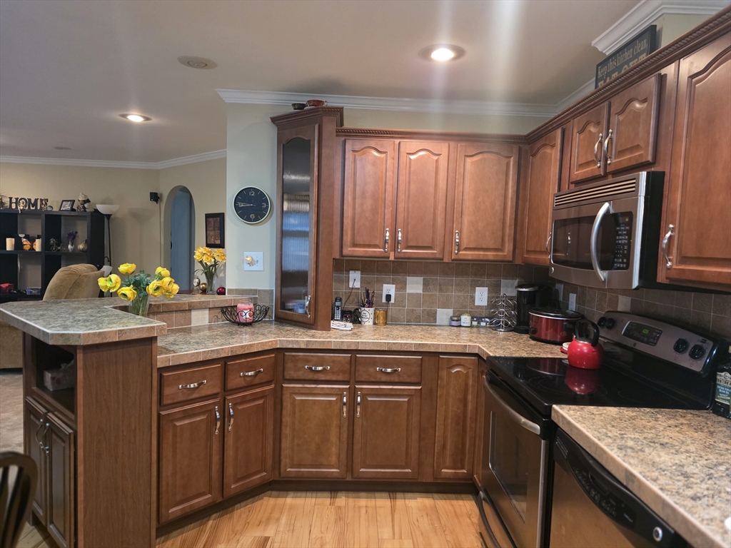 2 Settlers Road Taunton, MA 02780 - Photo 13 of 25 Gallery Image 13