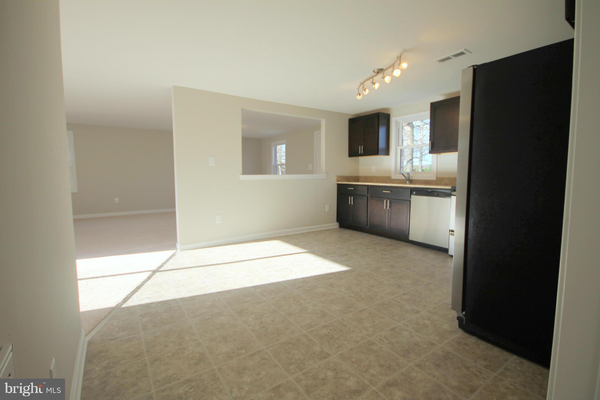 10624 Fairview Road Partlow, VA 22534 - Photo 4 of 29 Kitchen