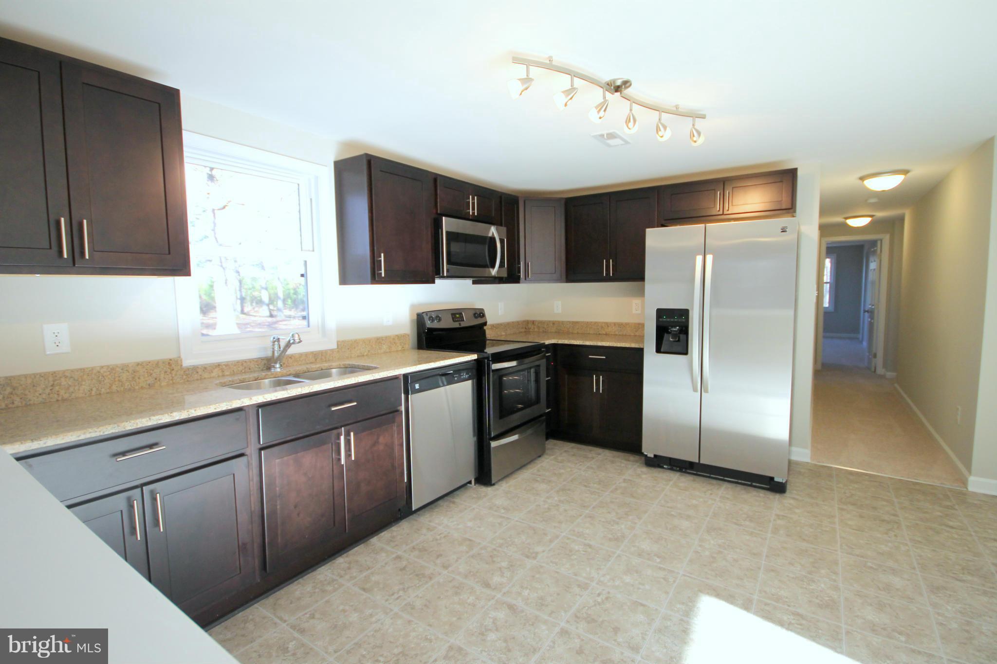 10624 Fairview Road Partlow, VA 22534 - Photo 5 of 29 Kitchen