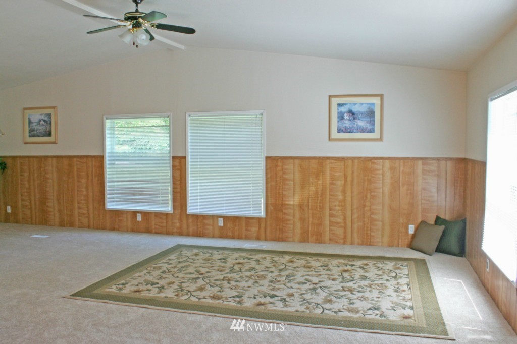 6260 South Pass Road Maple Falls, WA 98266 - Photo 5 of 25