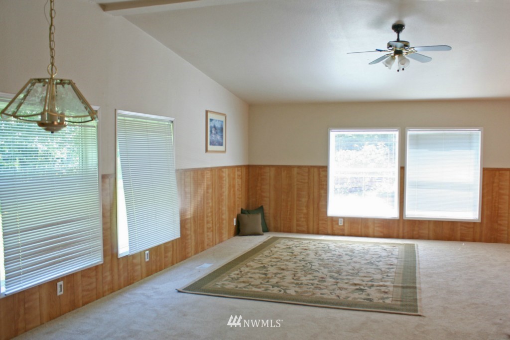 6260 South Pass Road Maple Falls, WA 98266 - Photo 6 of 25