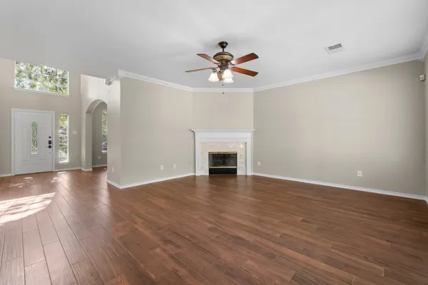 $3,000 | 78 North Merryweather Circle, Conroe, TX 77384