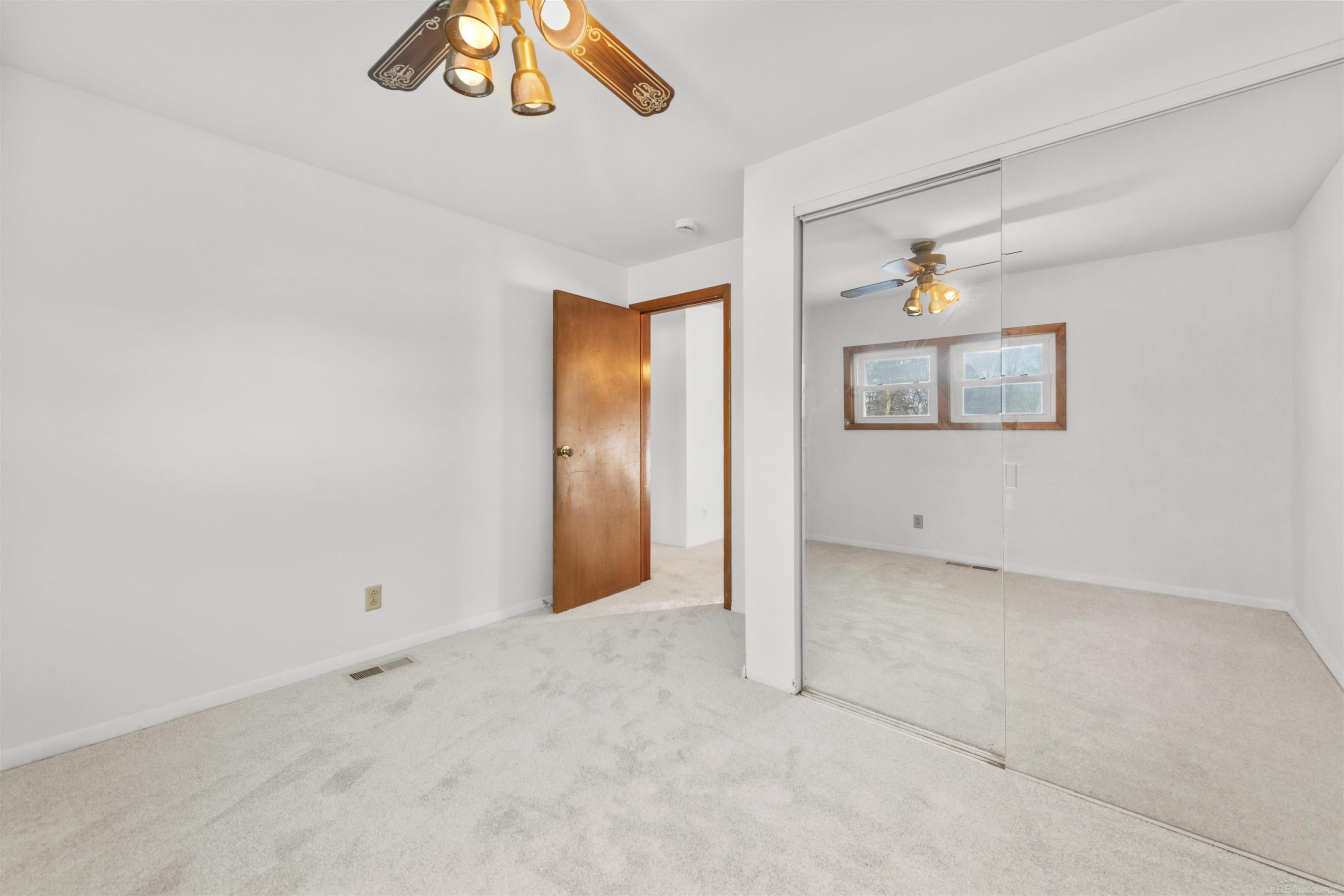69455 Hicks Road Armada, MI 48005 - Photo 14 of 48
