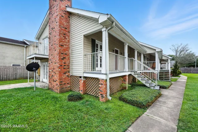 $70,000 | 100 Teal Lane, Unit 49, Lafayette, LA 70507
